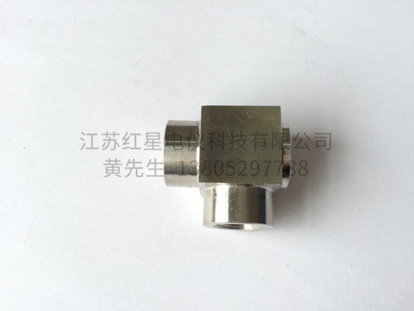 安全閥三（sān）通